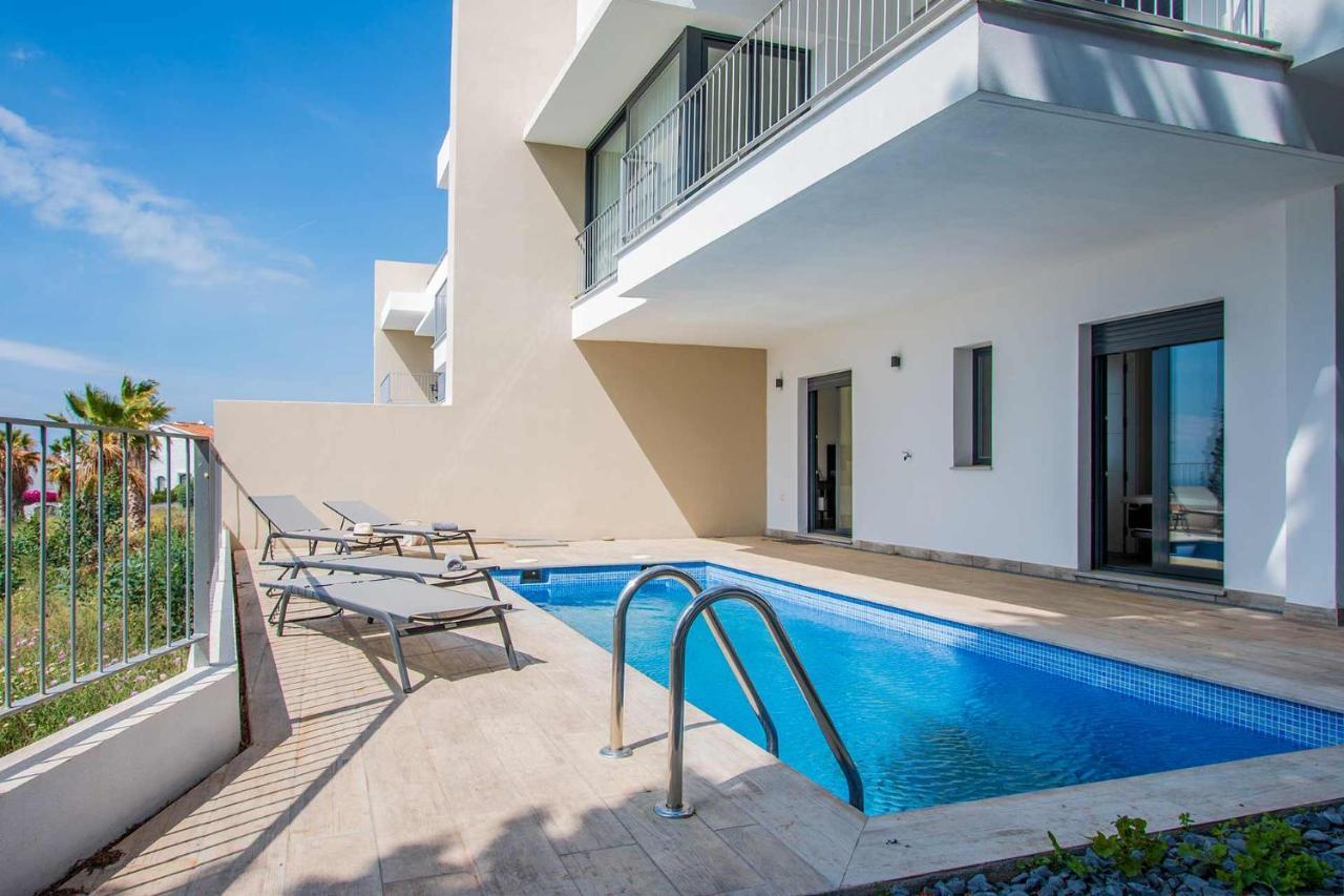 Capistrano Garden, Piscina Privada Y Vistas Al Mar Villa Nerja Luaran gambar